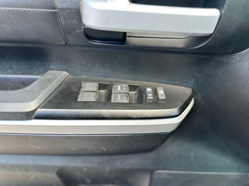 Used 2017 Toyota Tundra Limited image 34