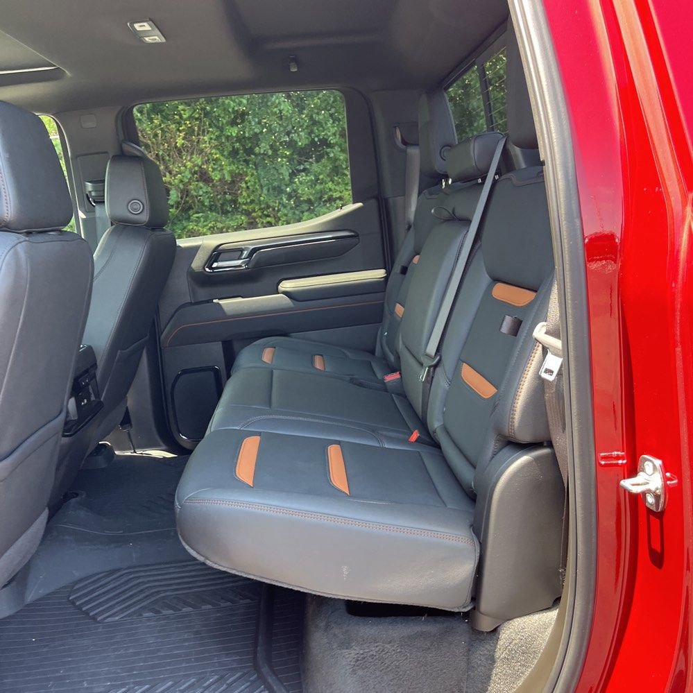 Used 2025 GMC Sierra 1500 AT4 w/ AT4 Premium Package AWD/4WD image 28