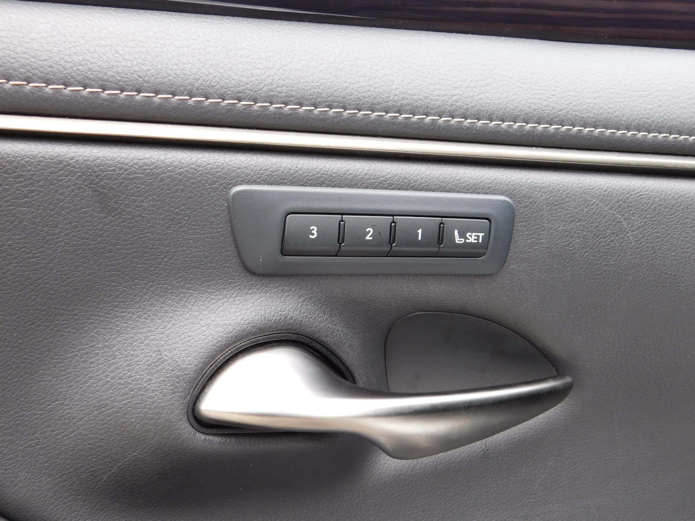 Used 2021 Lexus ES 350 w/ Premium Package FWD image 14