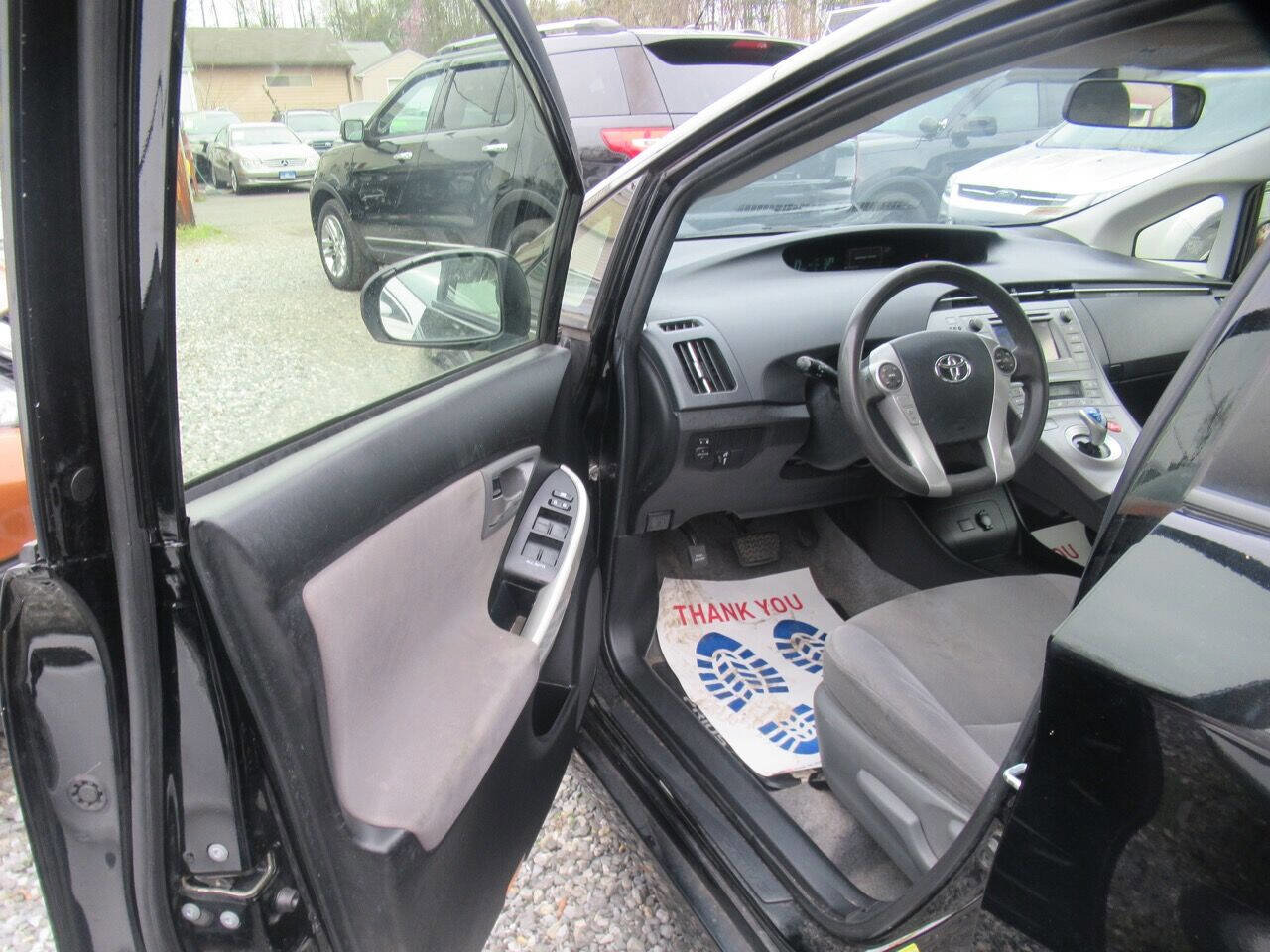 Used 2014 Toyota Prius Two image 23