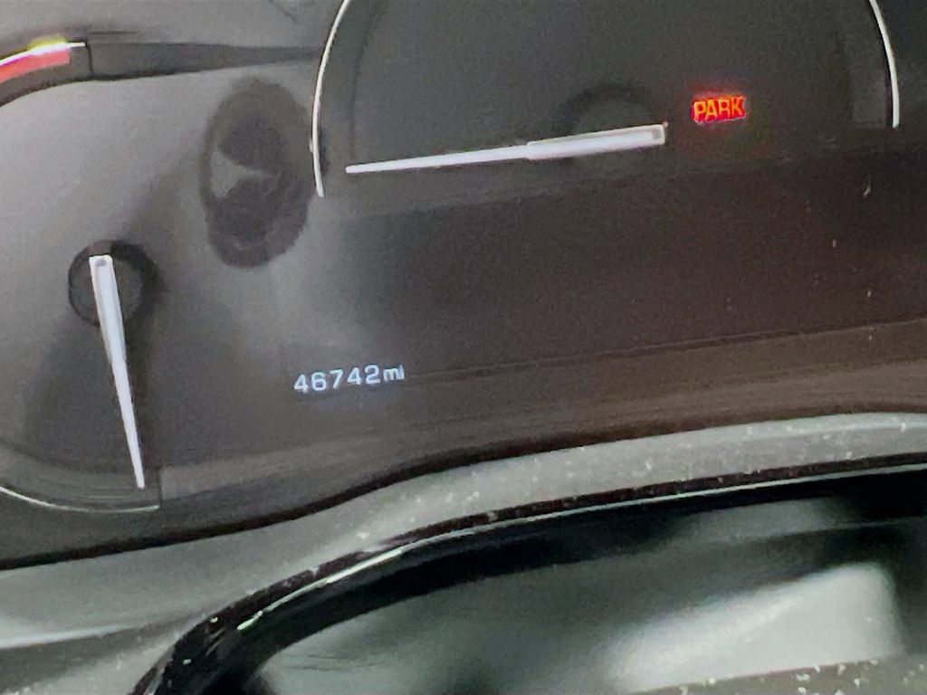 Used 2018 Cadillac XT5 Luxury w/ Driver Awareness Package image 11