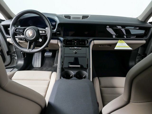 New 2026 Porsche Panamera image 18
