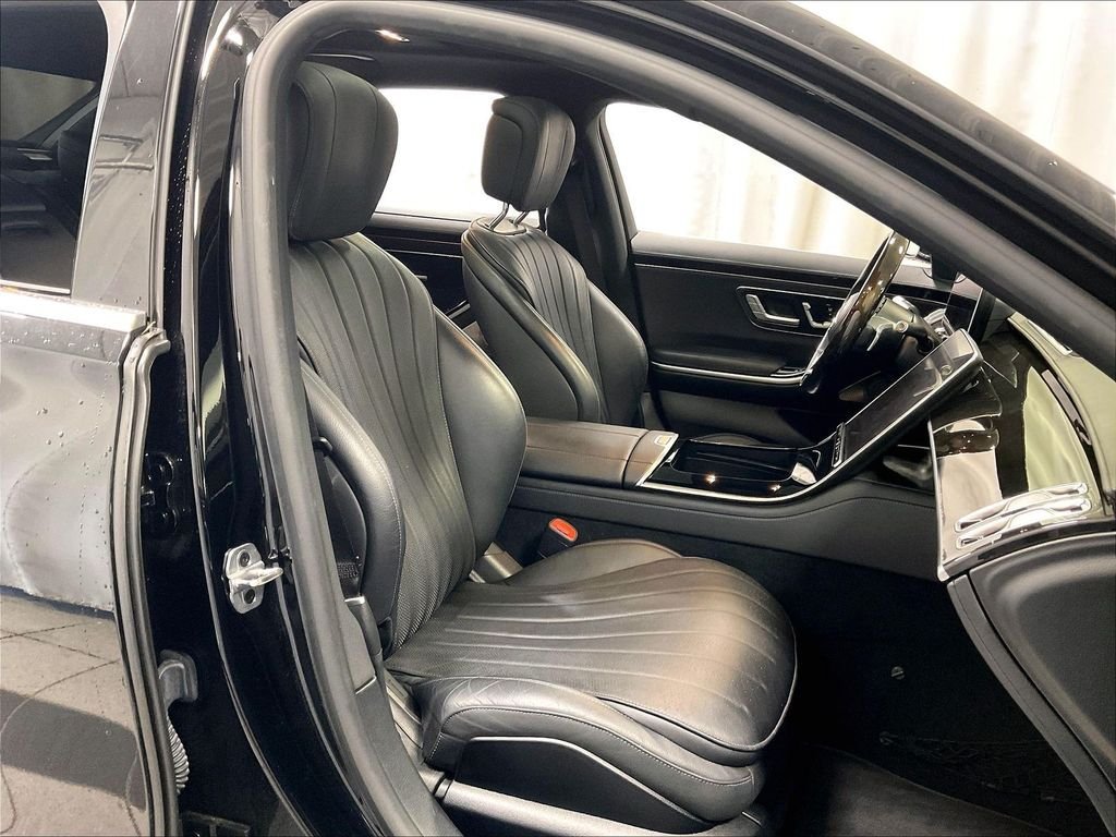 Used 2022 Mercedes-Benz S 500 4MATIC image 11