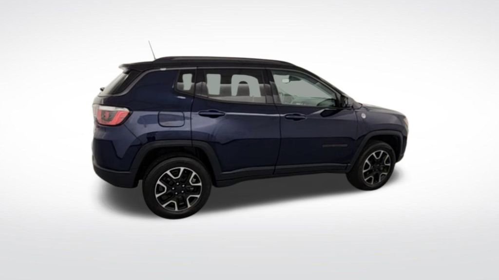 Used 2019 Jeep Compass Trailhawk image 9