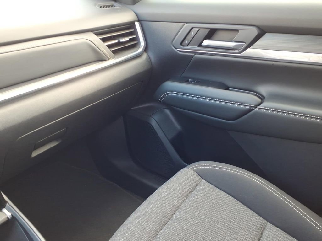 Used 2026 GMC Terrain Elevation image 23