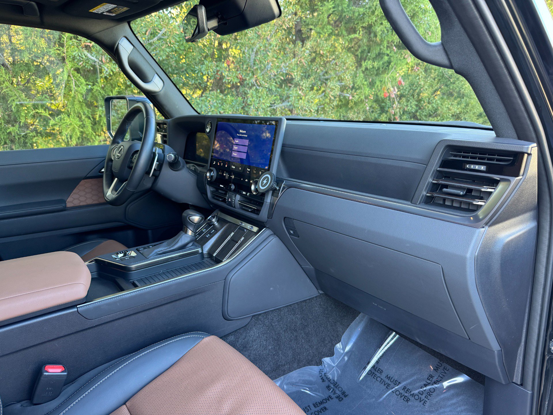 Used 2024 Lexus GX 550 image 53