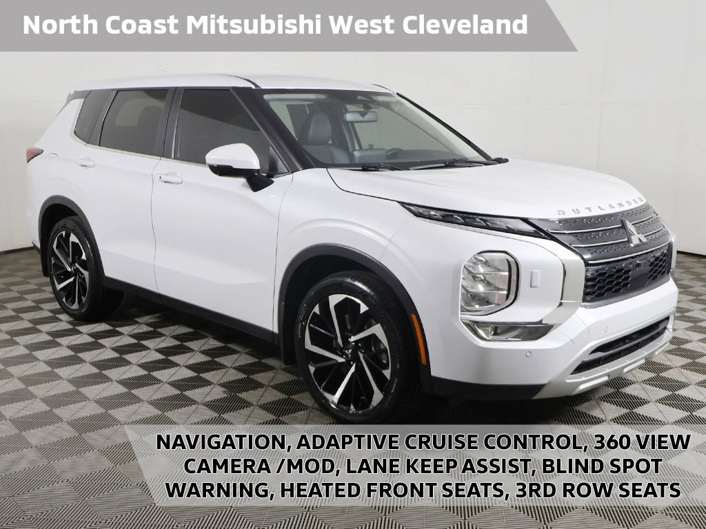 Used 2024 Mitsubishi Outlander SE AWD/4WD image 1