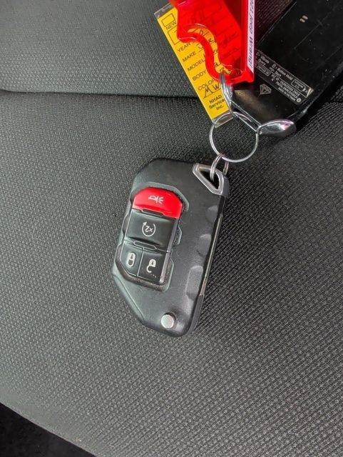 Used 2021 Jeep Wrangler Unlimited Sahara w/ Uconnect 4C Nav & Sound Group image 25