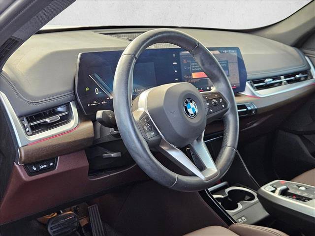 Used 2025 BMW X1 xDrive28i w/ Convenience Package AWD/4WD image 9
