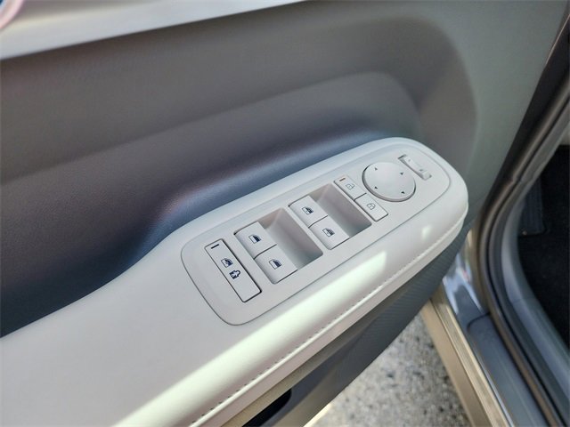 New 2025 Hyundai Santa Fe SEL image 16