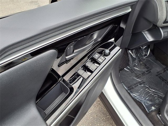 Used 2024 Toyota bZ4X XLE image 12