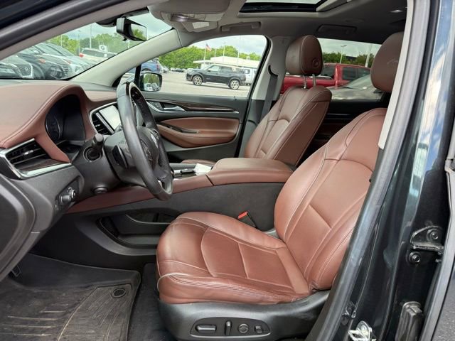 Used 2021 Buick Enclave Avenir w/ Avenir Technology Package image 31
