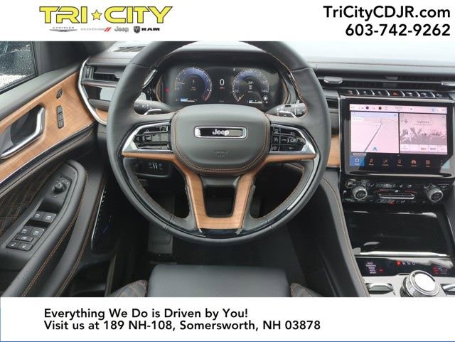 Used 2025 Jeep Grand Cherokee L Summit image 15