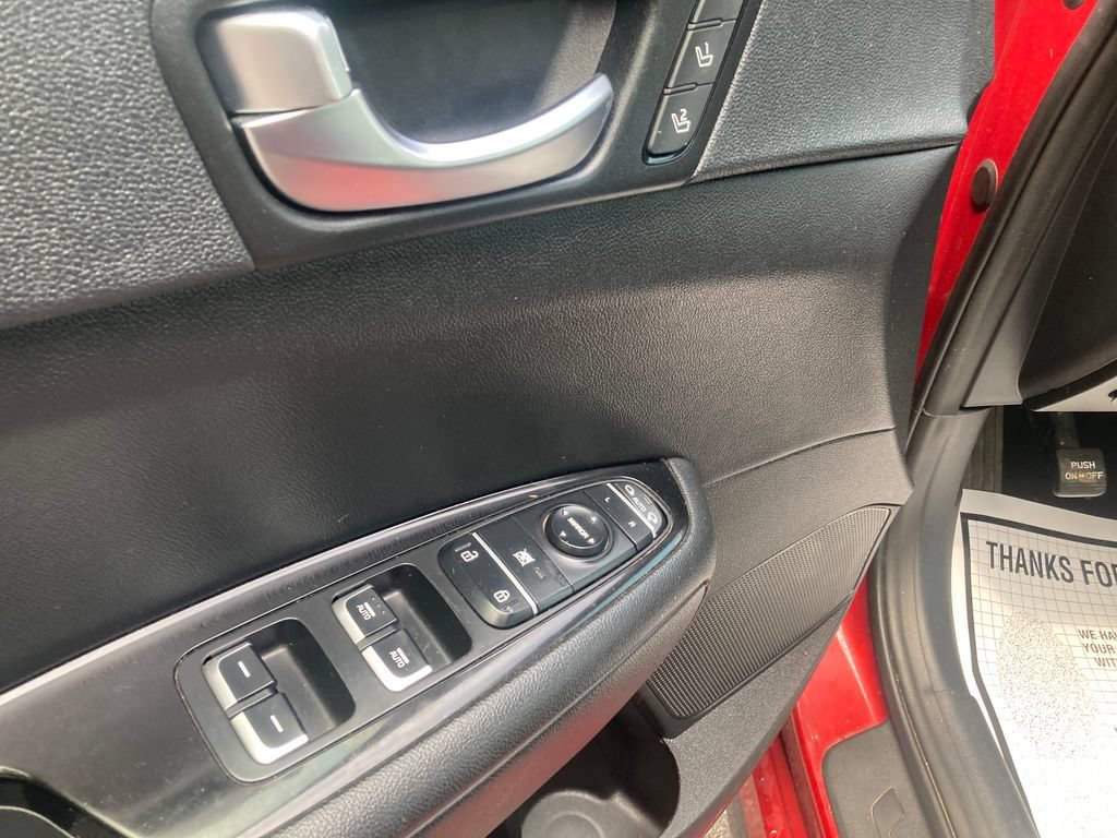 Used 2018 Kia Optima SX FWD image 16