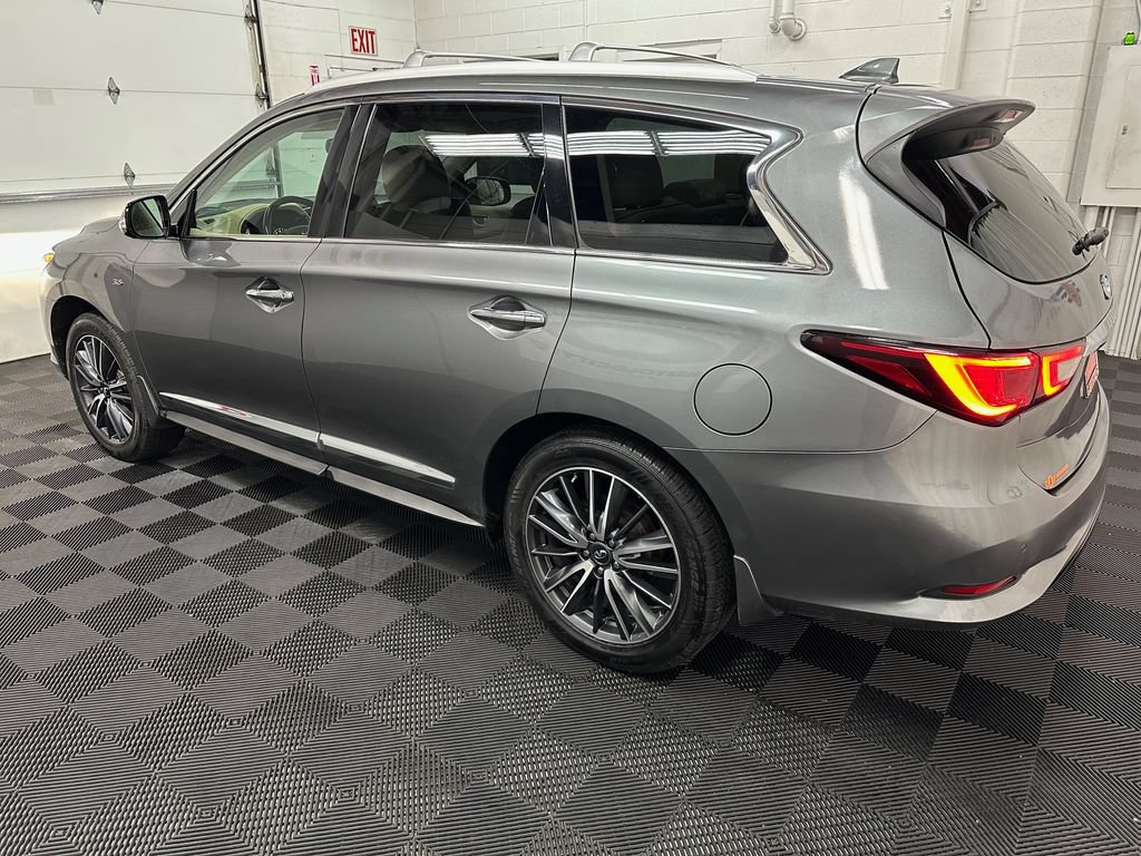 Used 2018 INFINITI QX60 Luxe w/ Deluxe Technology Package AWD/4WD image 7