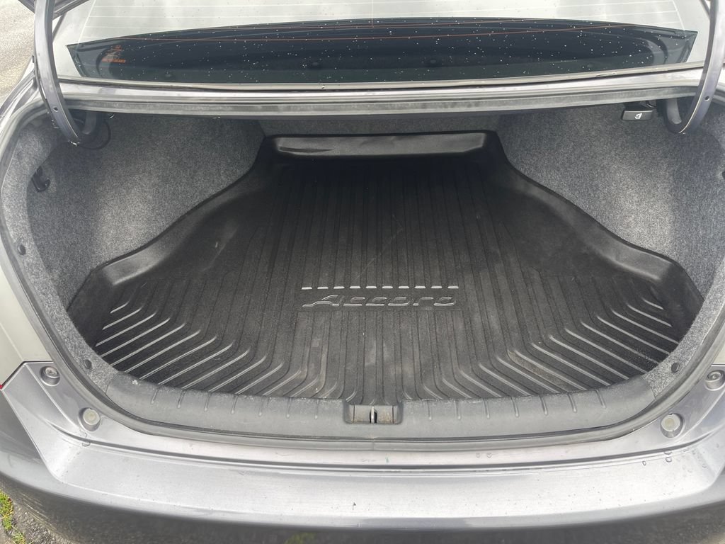 Used 2013 Honda Accord EX image 17