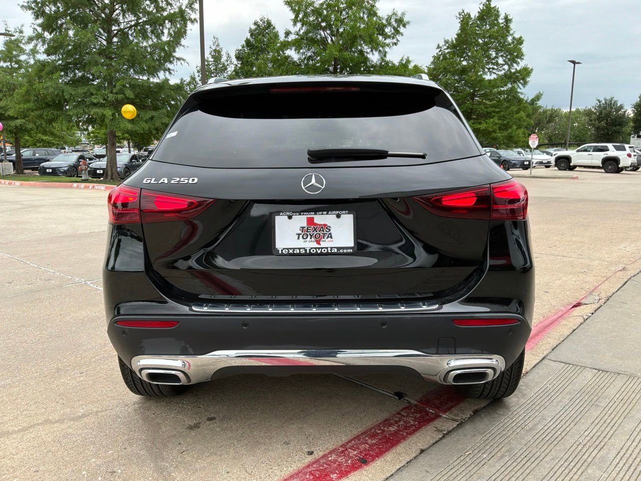 Used 2025 Mercedes-Benz GLA 250 image 7