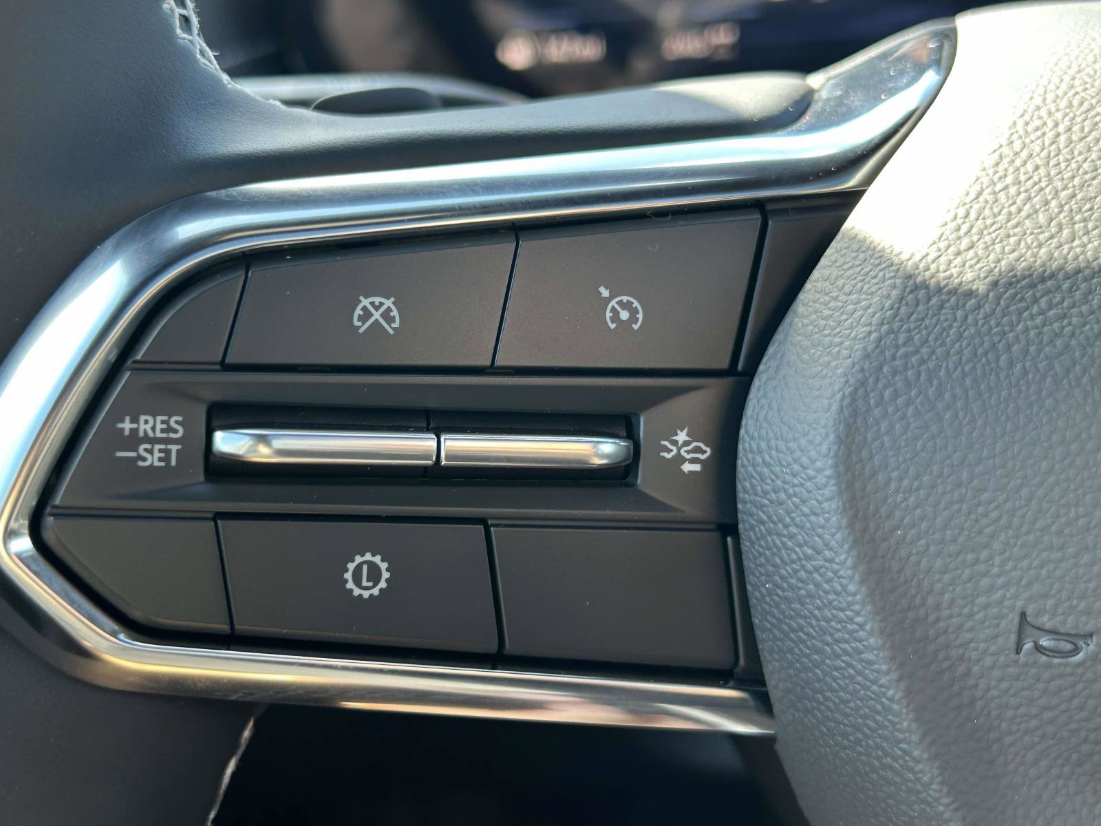 New 2026 Chevrolet Traverse Z71 w/ LPO, Floor Liner Package image 23