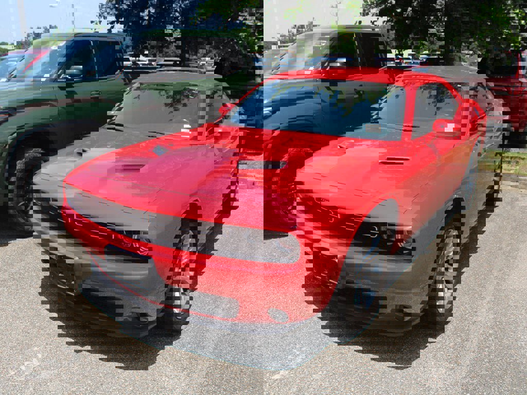 Used 2018 Dodge Challenger SXT