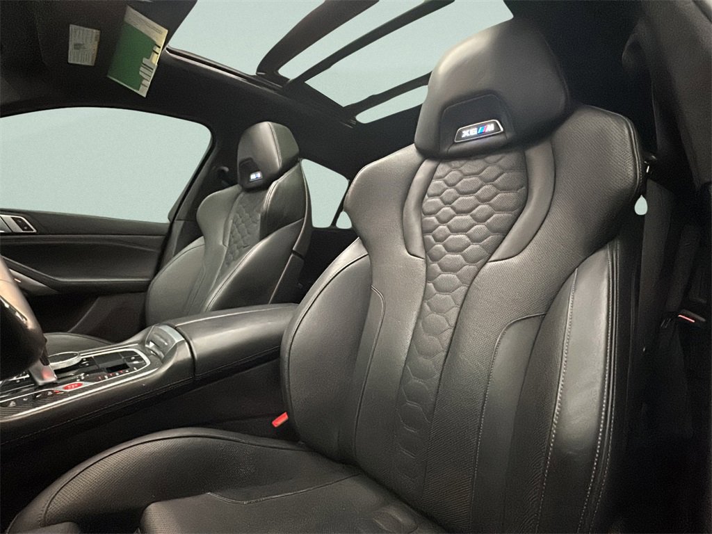 Used 2021 BMW X6 M w/ Executive Package image 9