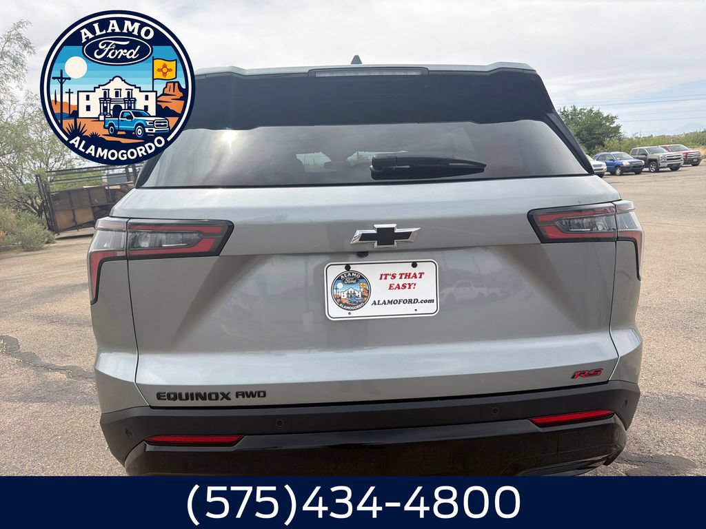 Used 2025 Chevrolet Equinox RS AWD/4WD image 4