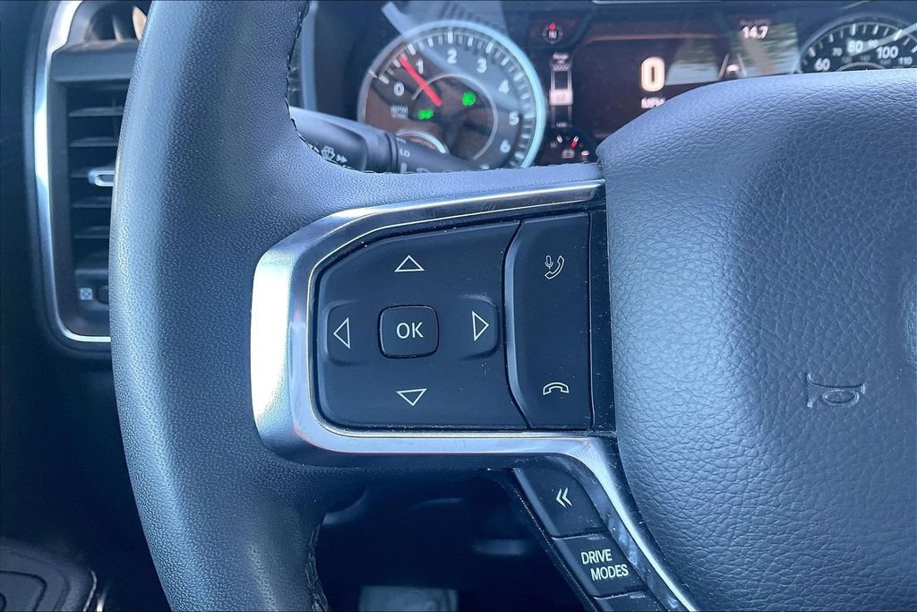 Used 2025 RAM 1500 Laramie AWD/4WD image 19