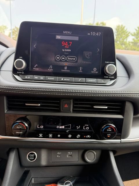 Used 2023 Nissan Rogue SV AWD/4WD image 23