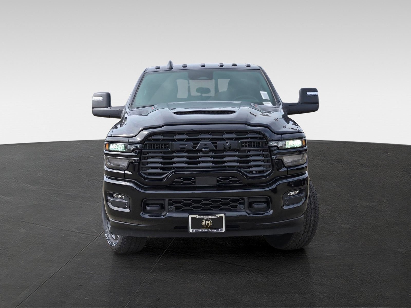 New 2026 RAM 2500 Tradesman AWD/4WD image 3