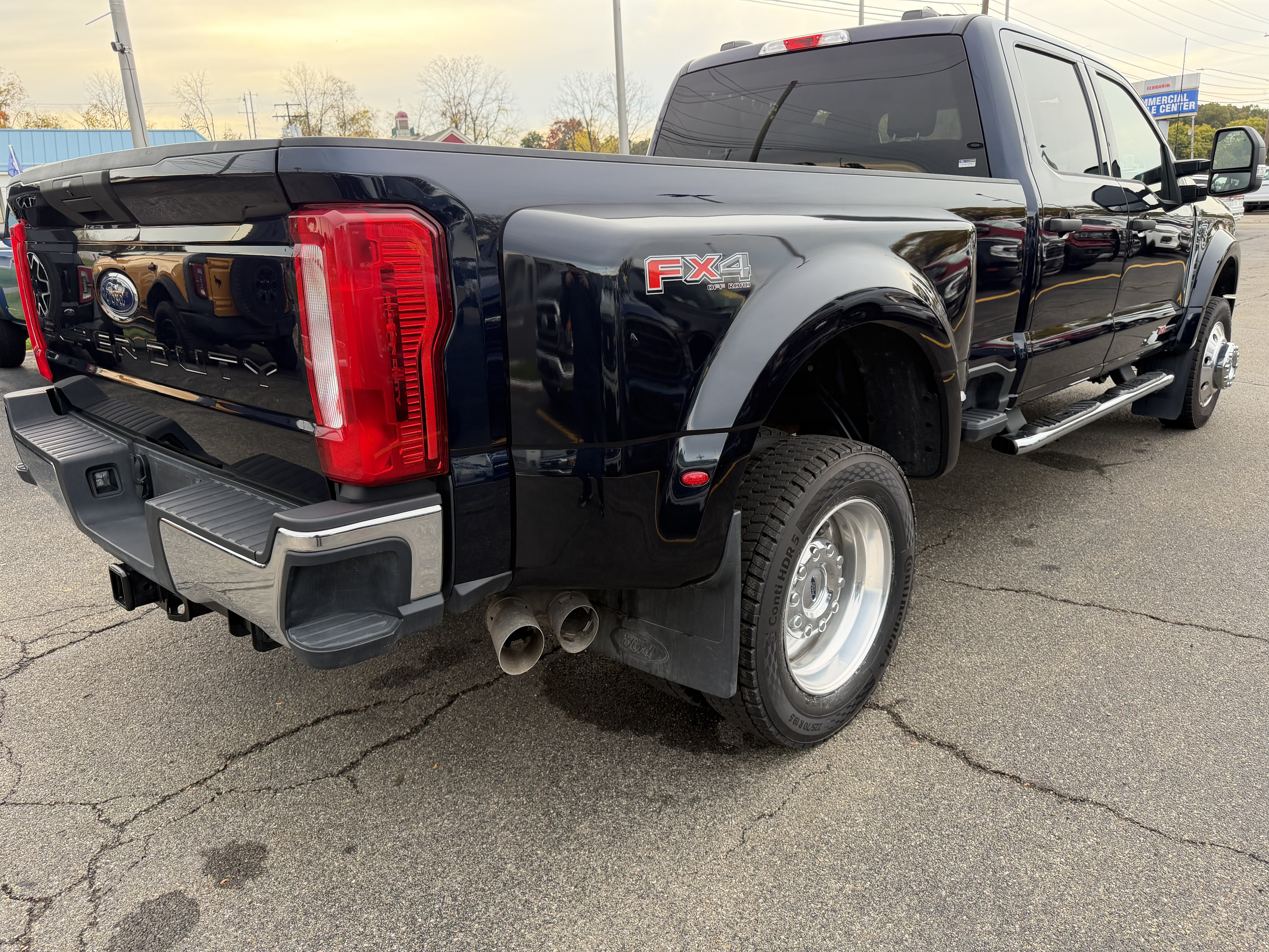 Used 2025 Ford F450 XLT w/ FX4 Off-Road Package AWD/4WD image 2