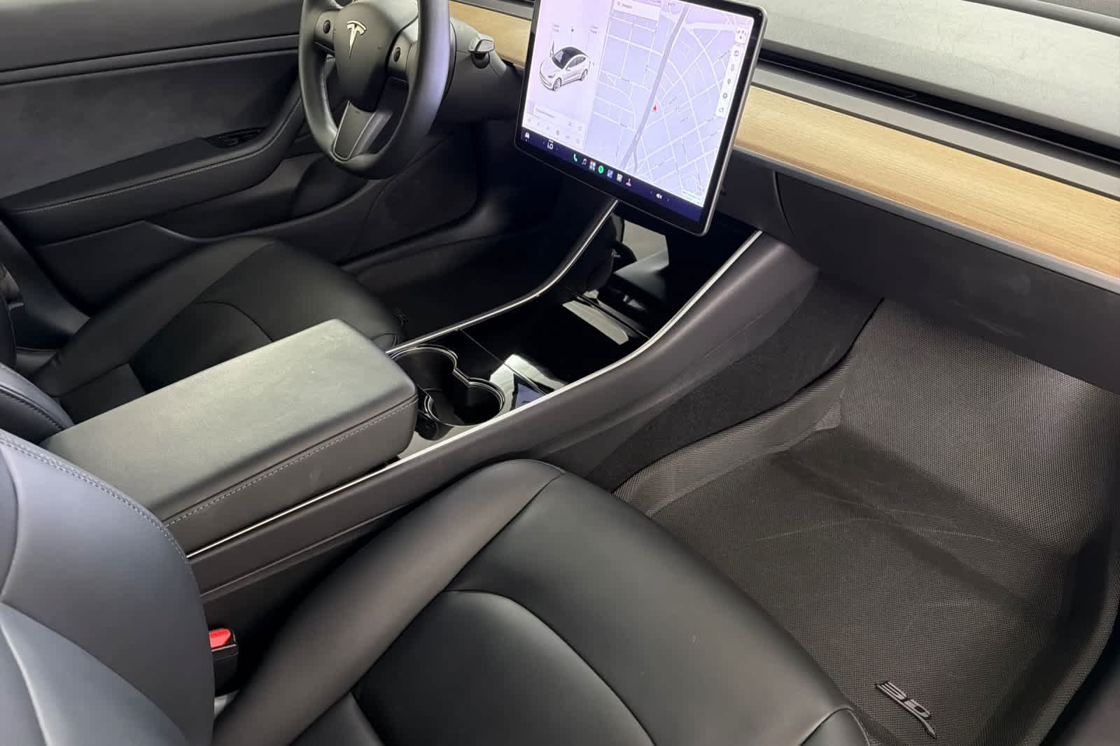 Used 2018 Tesla Model 3 Long Range RWD image 15
