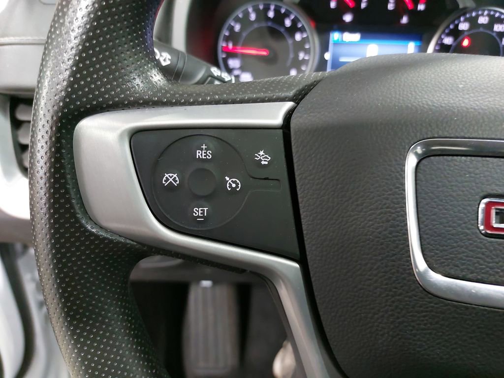 Used 2023 GMC Terrain SLE w/ Driver Convenience Package image 16