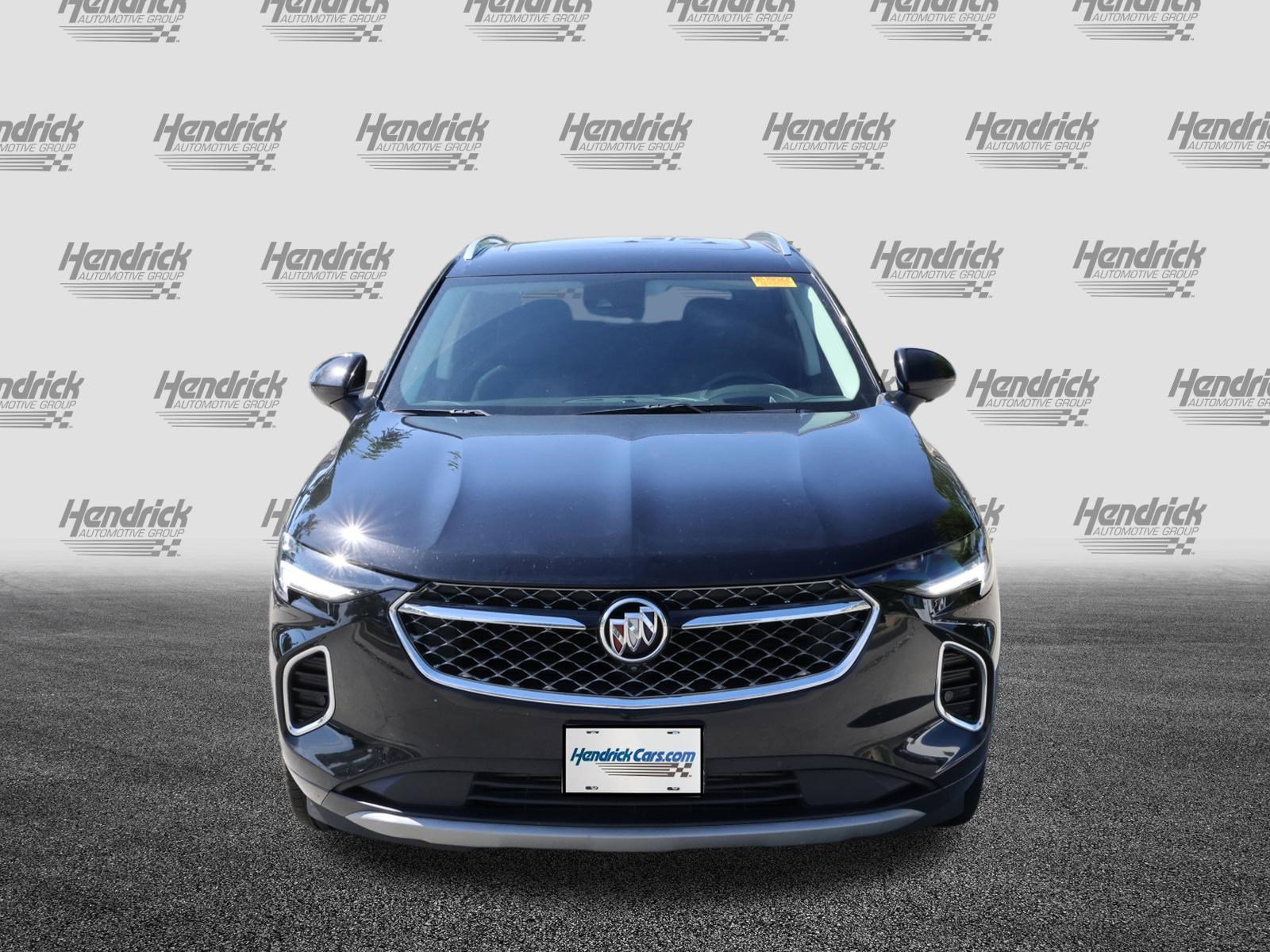 Used 2022 Buick Envision Avenir w/ Technology Package II FWD image 3