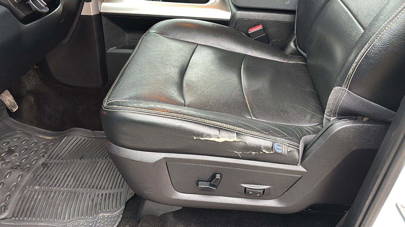 Used 2016 RAM 1500 Big Horn image 23