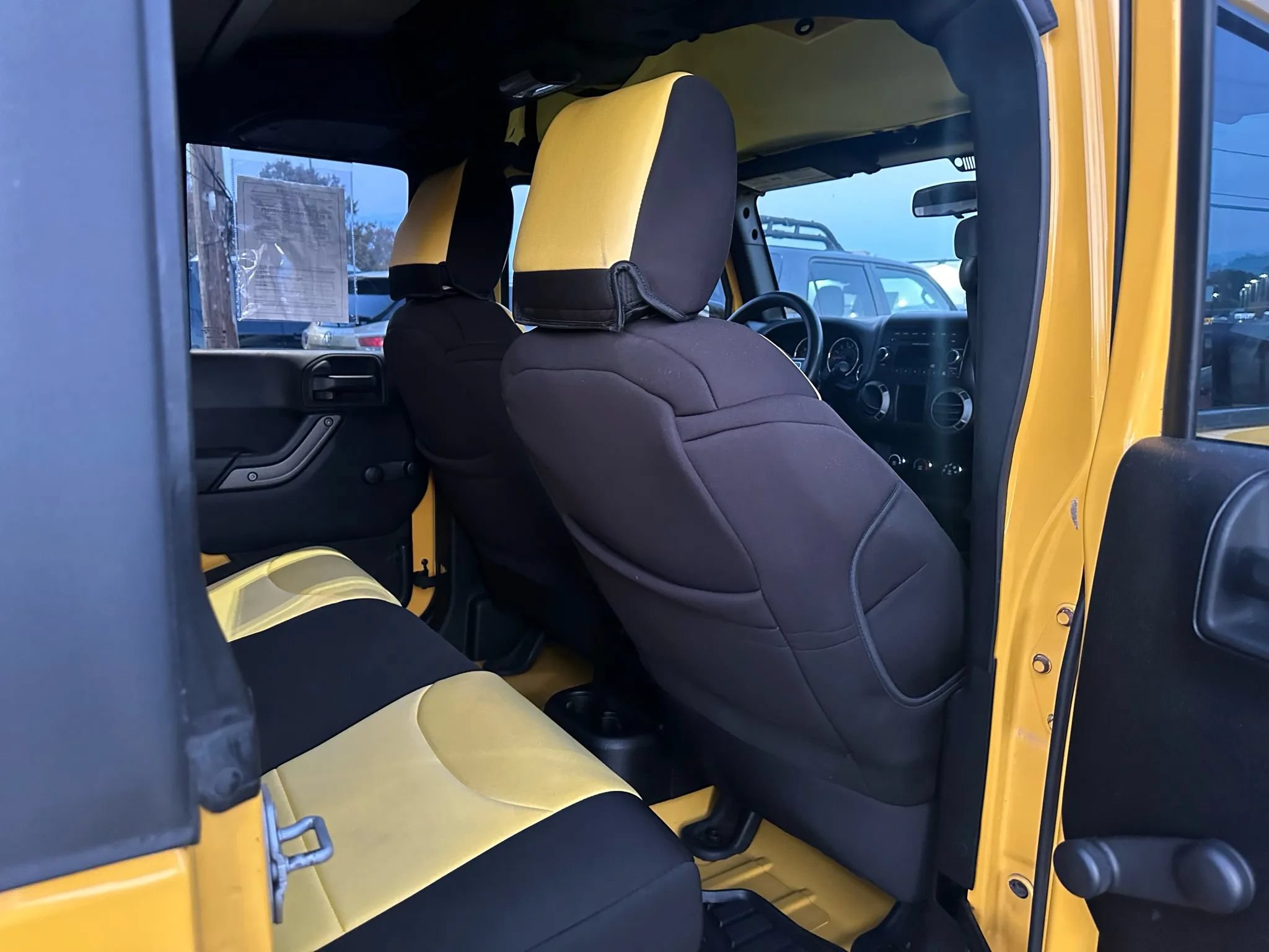Used 2015 Jeep Wrangler Unlimited Sport AWD/4WD image 19