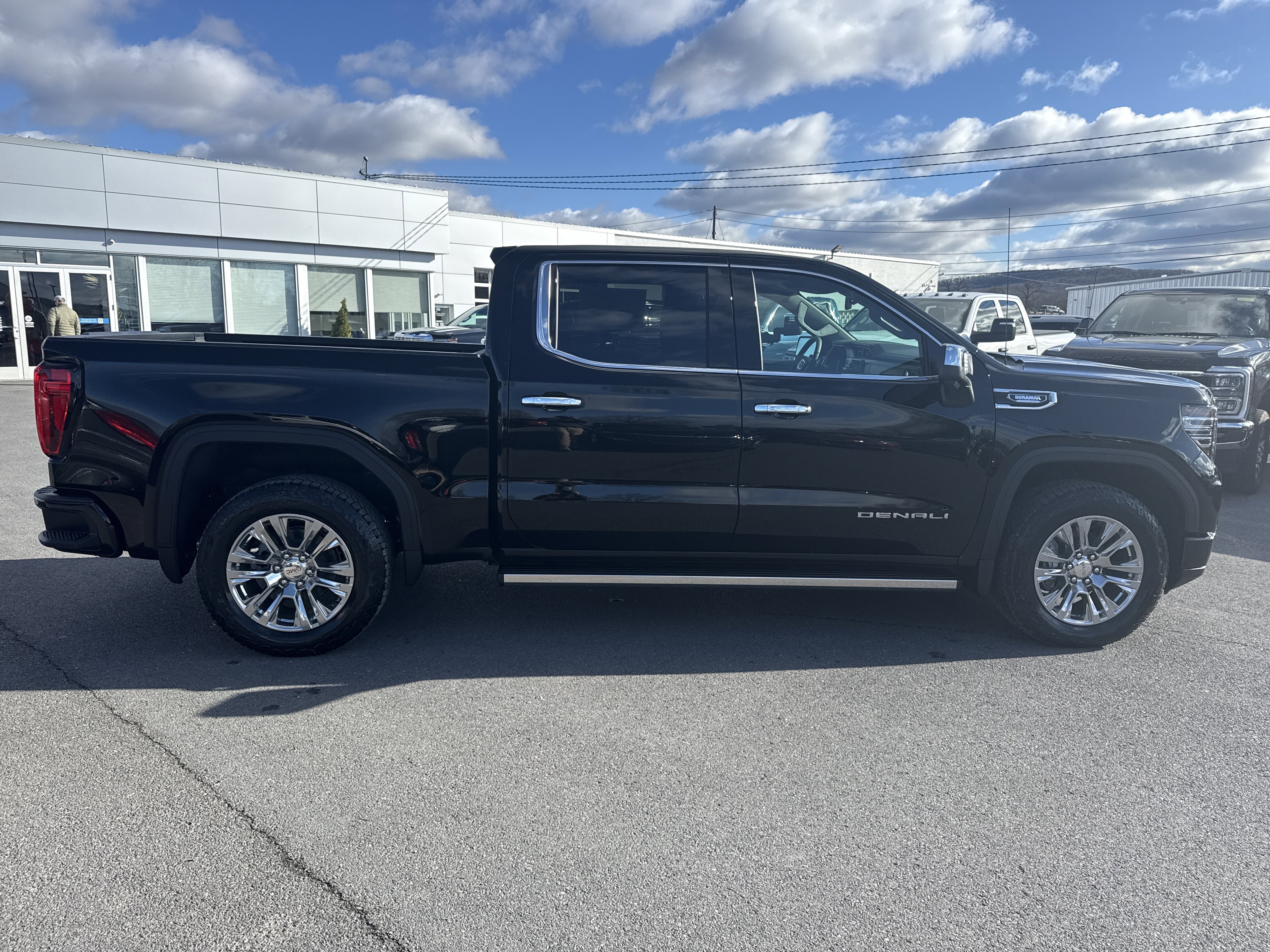 New 2026 GMC Sierra 1500 Denali image 2