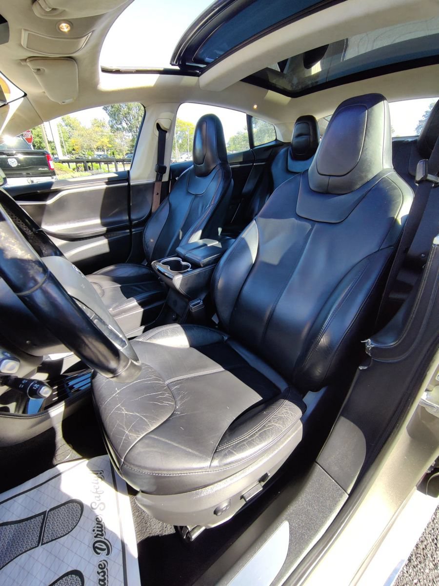 Used 2015 Tesla Model S 85D AWD/4WD image 33