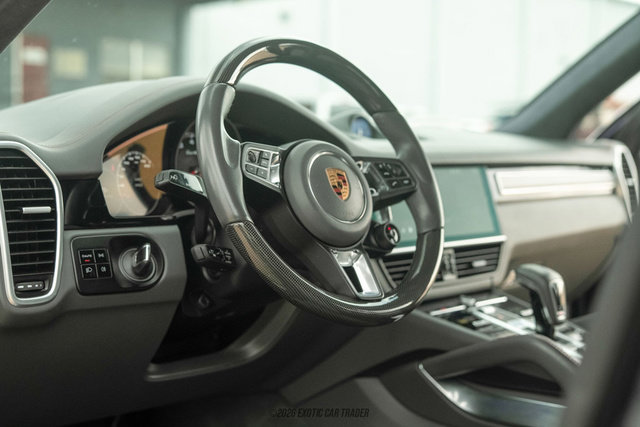 Used 2019 Porsche Cayenne Turbo image 19