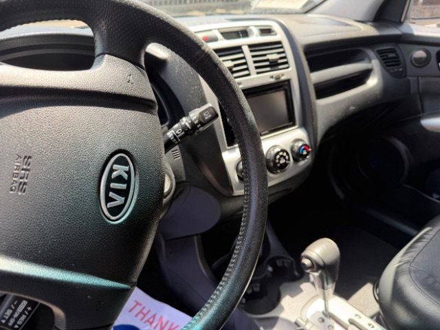 Used 2008 Kia Sportage EX w/ Leather Pkg AWD/4WD image 17