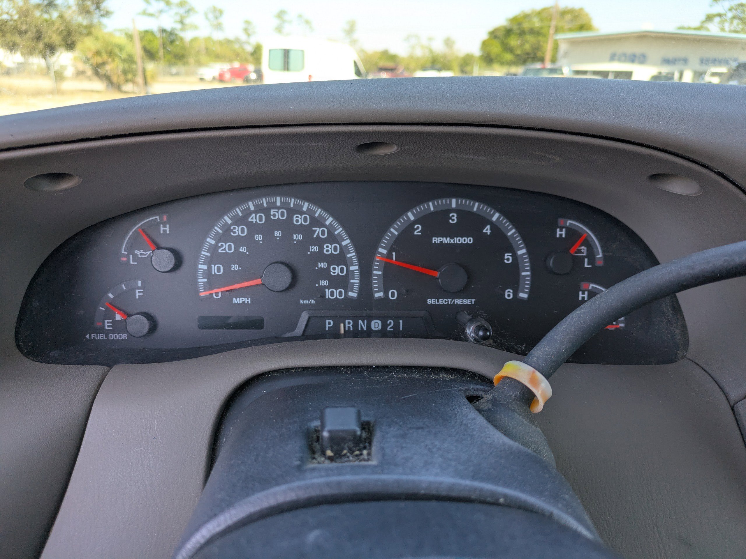 Used 2000 Ford F150 XL image 25