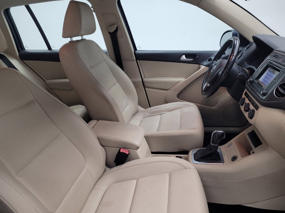 Used 2016 Volkswagen Tiguan S FWD image 21