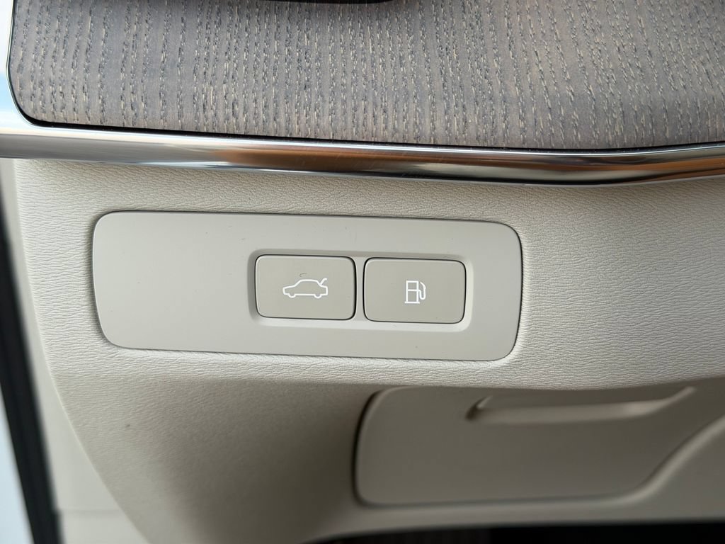 New 2026 Volvo XC90 T8 Ultra AWD/4WD image 31