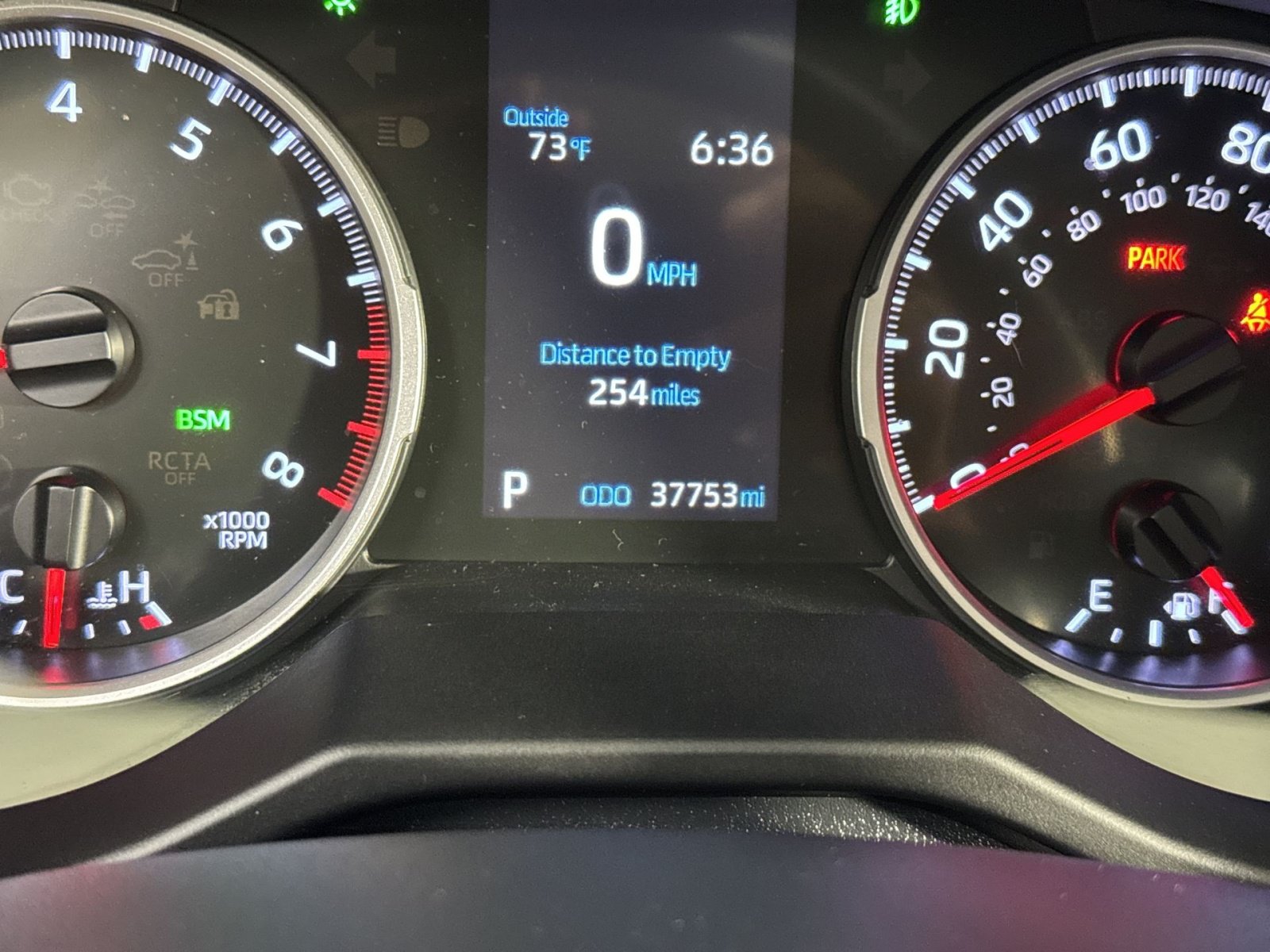 Used 2021 Toyota RAV4 XLE AWD/4WD image 29