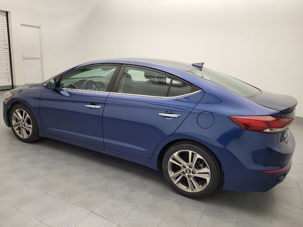 Used 2017 Hyundai Elantra Limited image 3