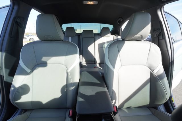 Used 2025 Toyota Camry SE w/ Multimedia Upgrade Package image 34