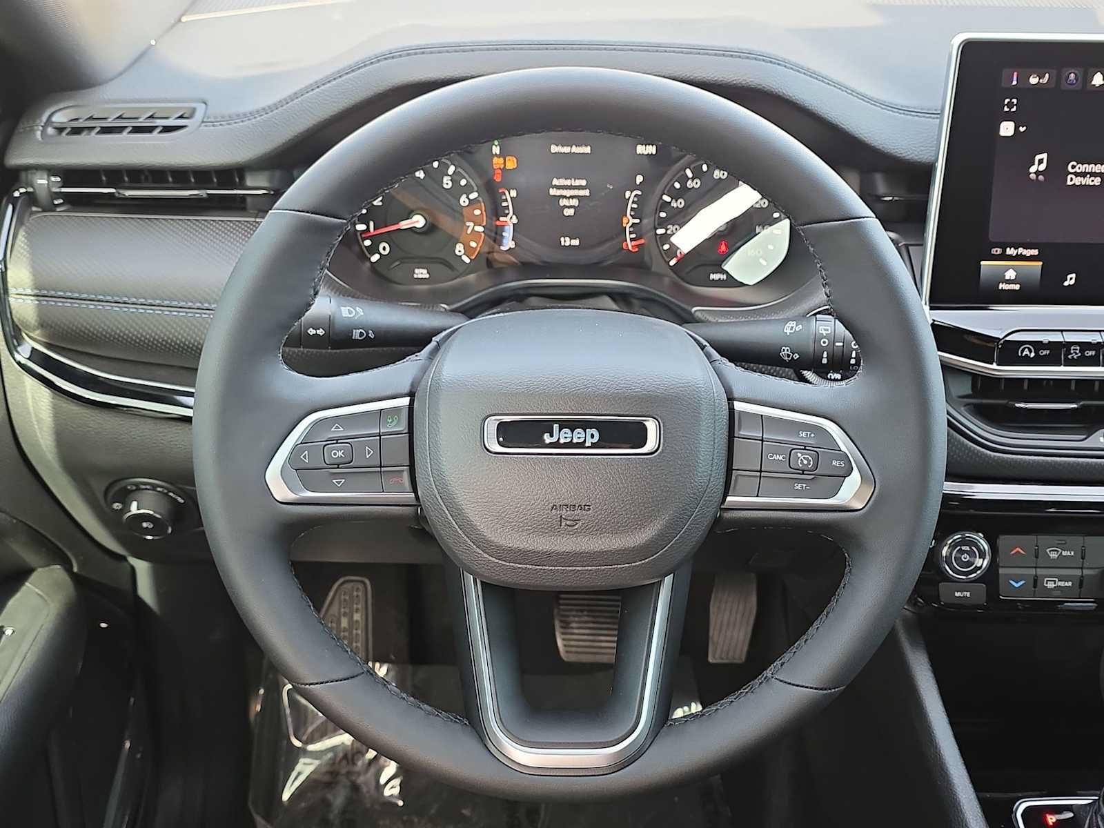 New 2026 Jeep Compass Latitude AWD/4WD image 19