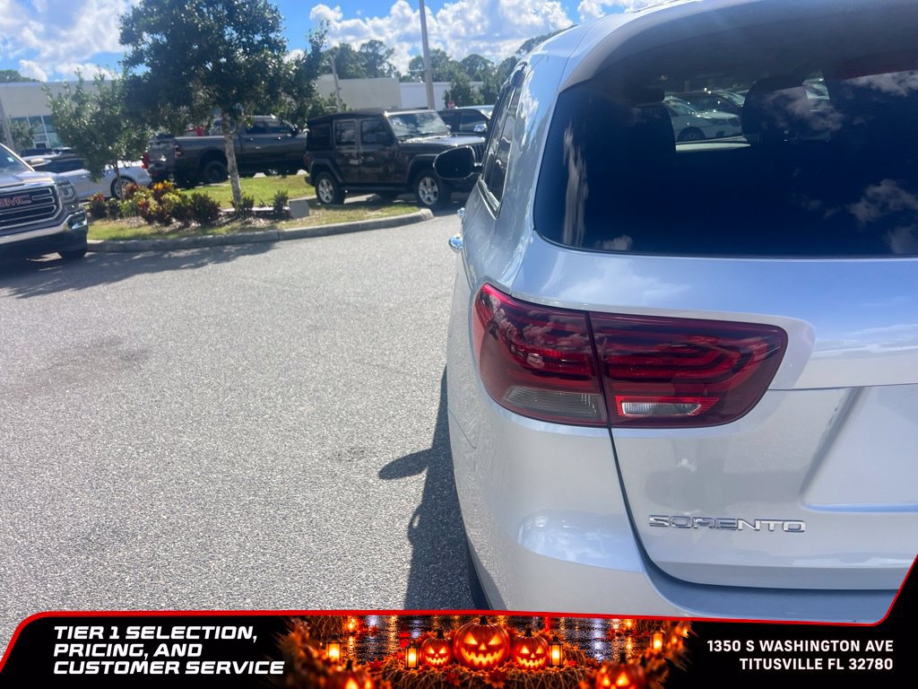 Used 2019 Kia Sorento FWD image 8