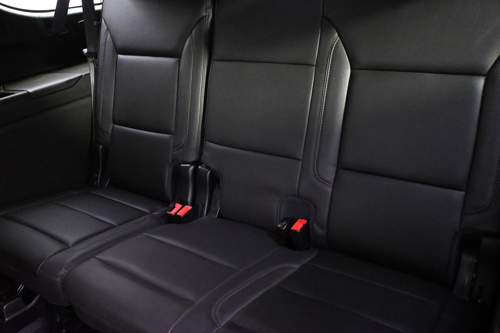 Used 2023 Chevrolet Suburban High Country image 22