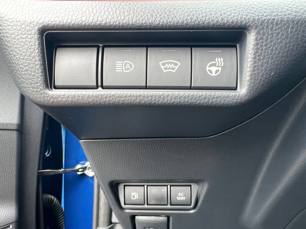 New 2027 Toyota Prius Plug-In Hybrid FWD image 31