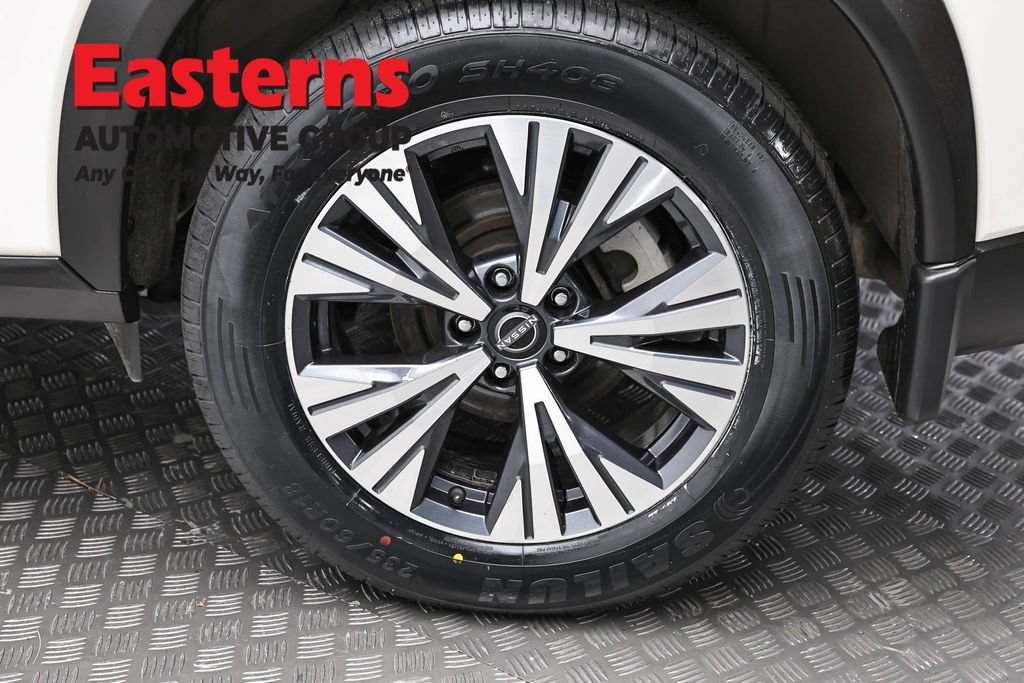 Used 2023 Nissan Rogue SV w/ SV Premium B Package AWD/4WD image 8