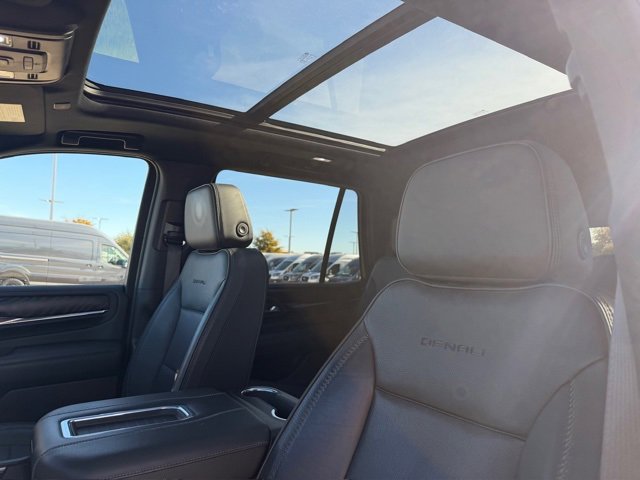 Used 2023 GMC Yukon Denali image 21